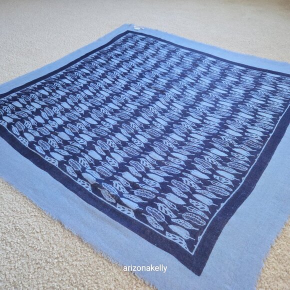 Carolina Amato Wool Silk Square Lightweight Feather Scarf Bird - Picture 6 of 13